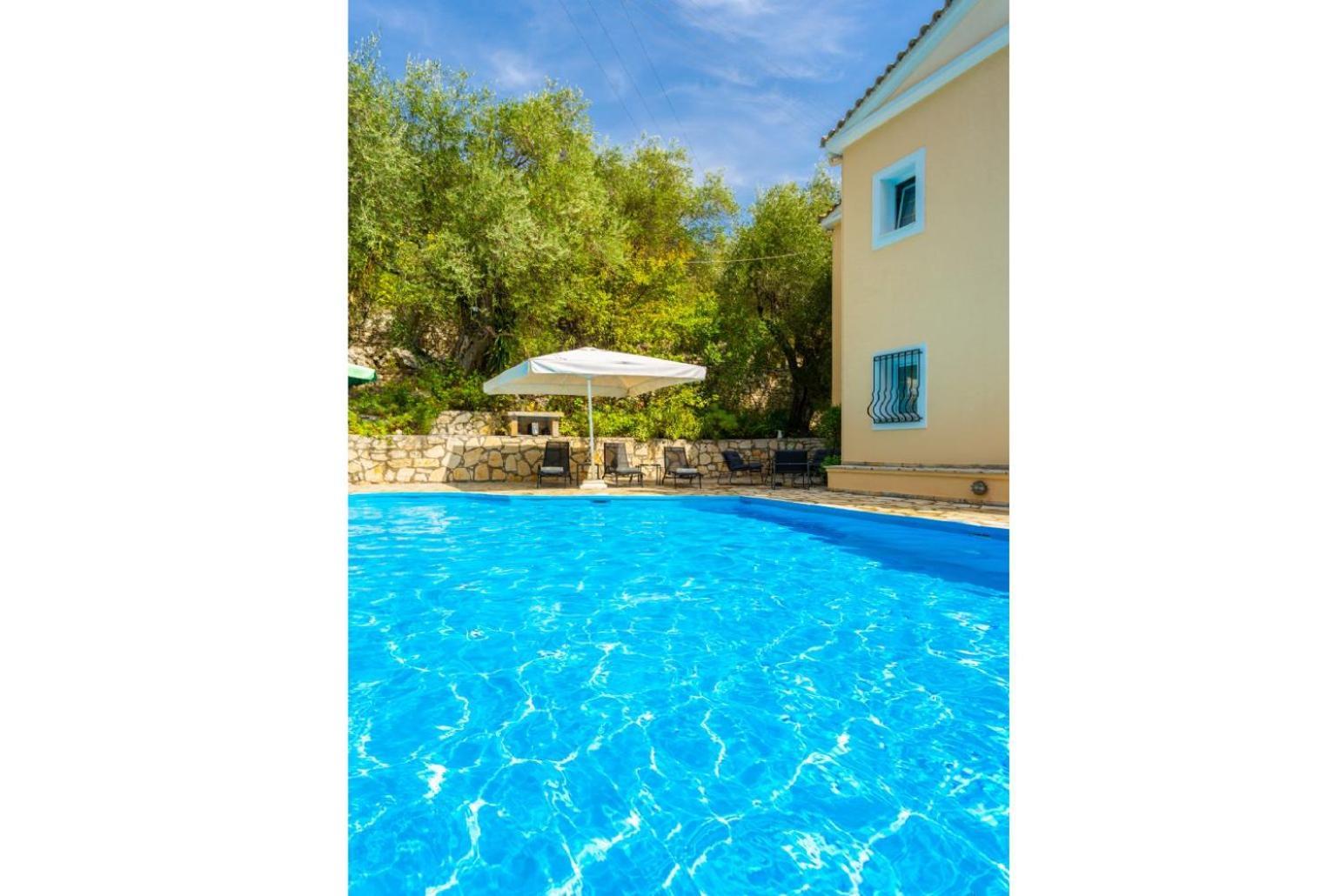 Villa Evie Nisaki  외부 사진